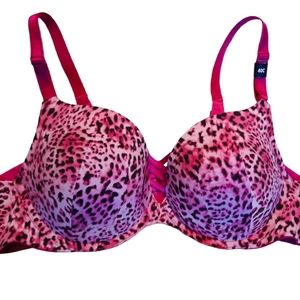 Torrid Curve Animal Print Bra. Size 40C. Pink & Black Push-up Plunge.